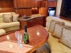 hercules-yate-interior-renta-cancun